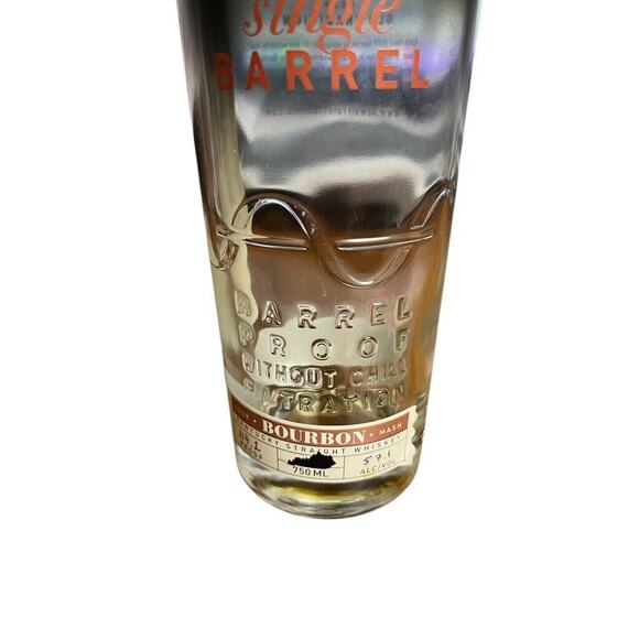 New Riff Single Barrell Empty Bottle Bourbon Whiskey 750ML Collector Man Cave - Picture 7 of 11